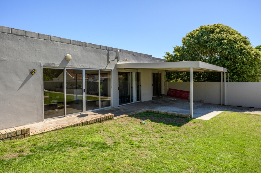 3 Bedroom Property for Sale in Humewood Eastern Cape